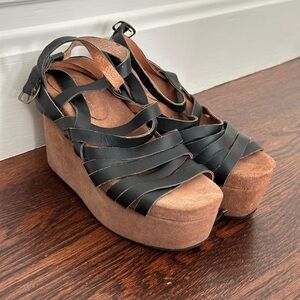 Jeffrey Campbell strappy brown leather and suede platform sandals size 8.5